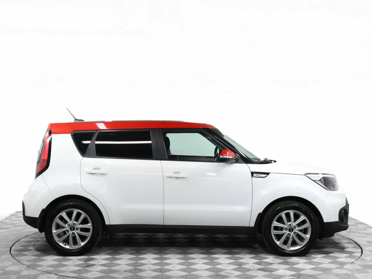 Kia Soul II Рестайлинг · Luxe — фото 4