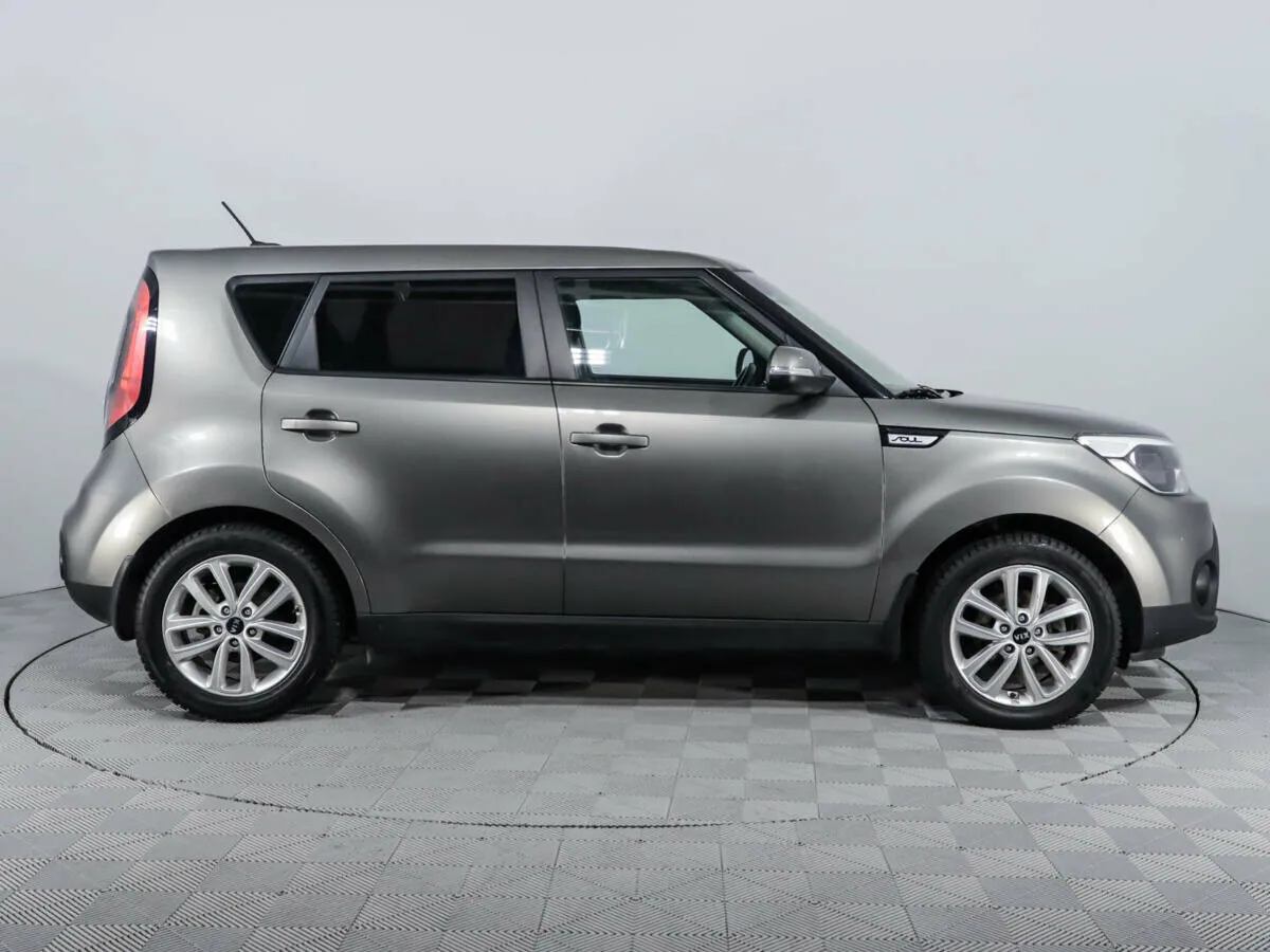 Kia Soul II Рестайлинг · Luxe — фото 4