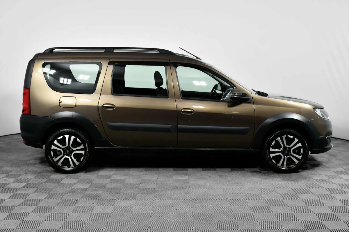 Lada (ВАЗ) Largus I Рестайлинг · Comfort 5 мест (2021-2022) — фото 4