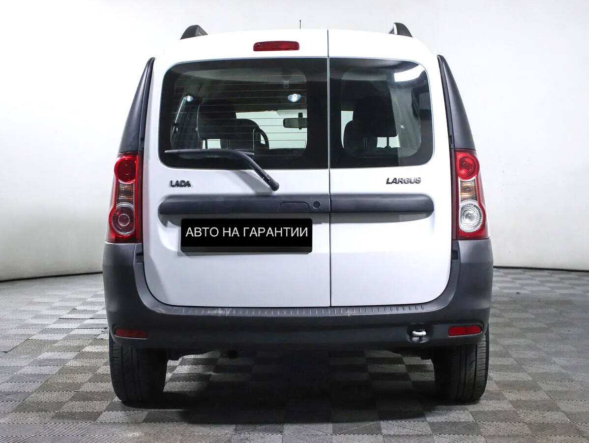 Lada (ВАЗ) Largus I · Standard (5 мест) — фото 4