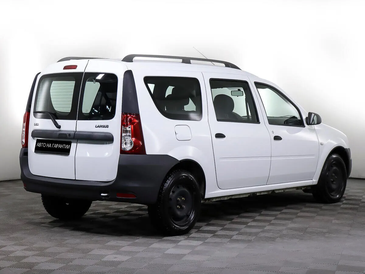 Lada (ВАЗ) Largus I · Standard (5 мест) — фото 5