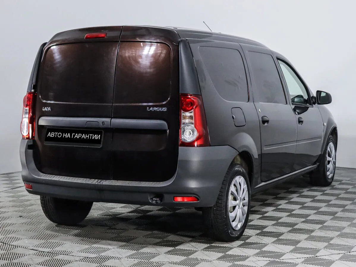 Lada (ВАЗ) Largus I · Standard (5 мест) — фото 3