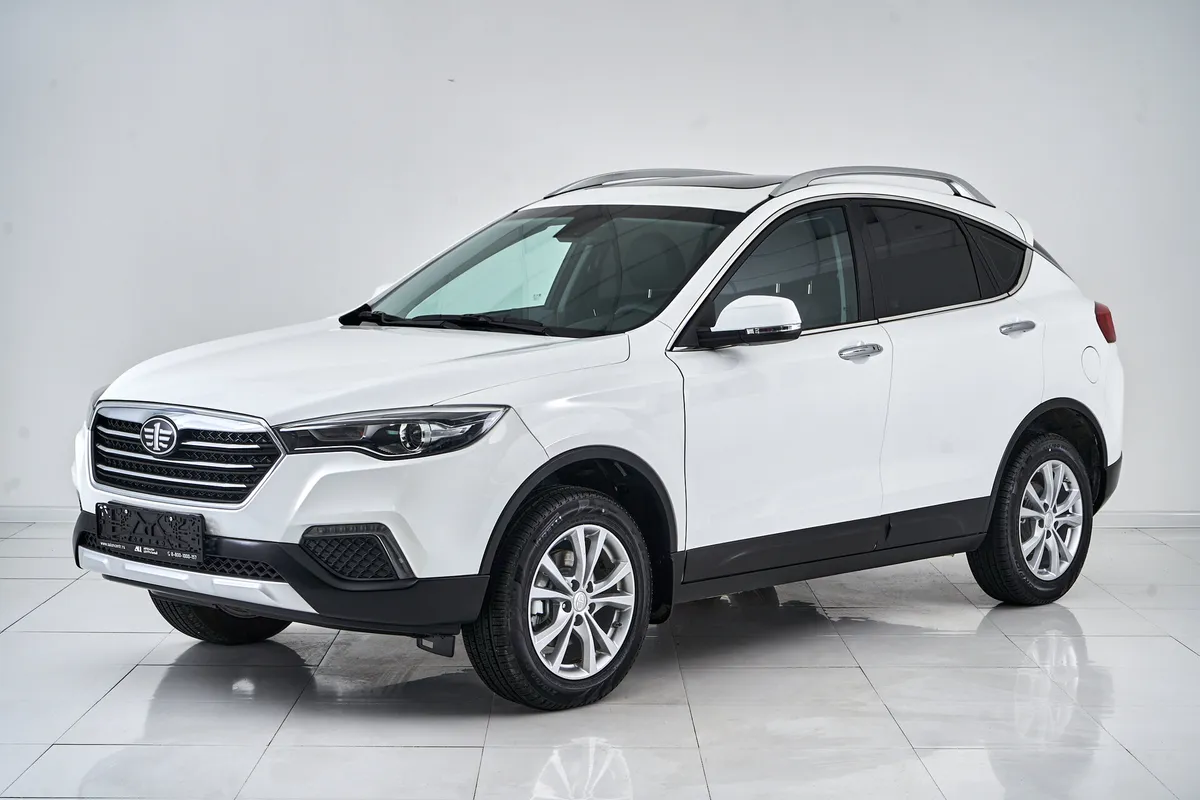 FAW Besturn X80 I Рестайлинг · Luxury