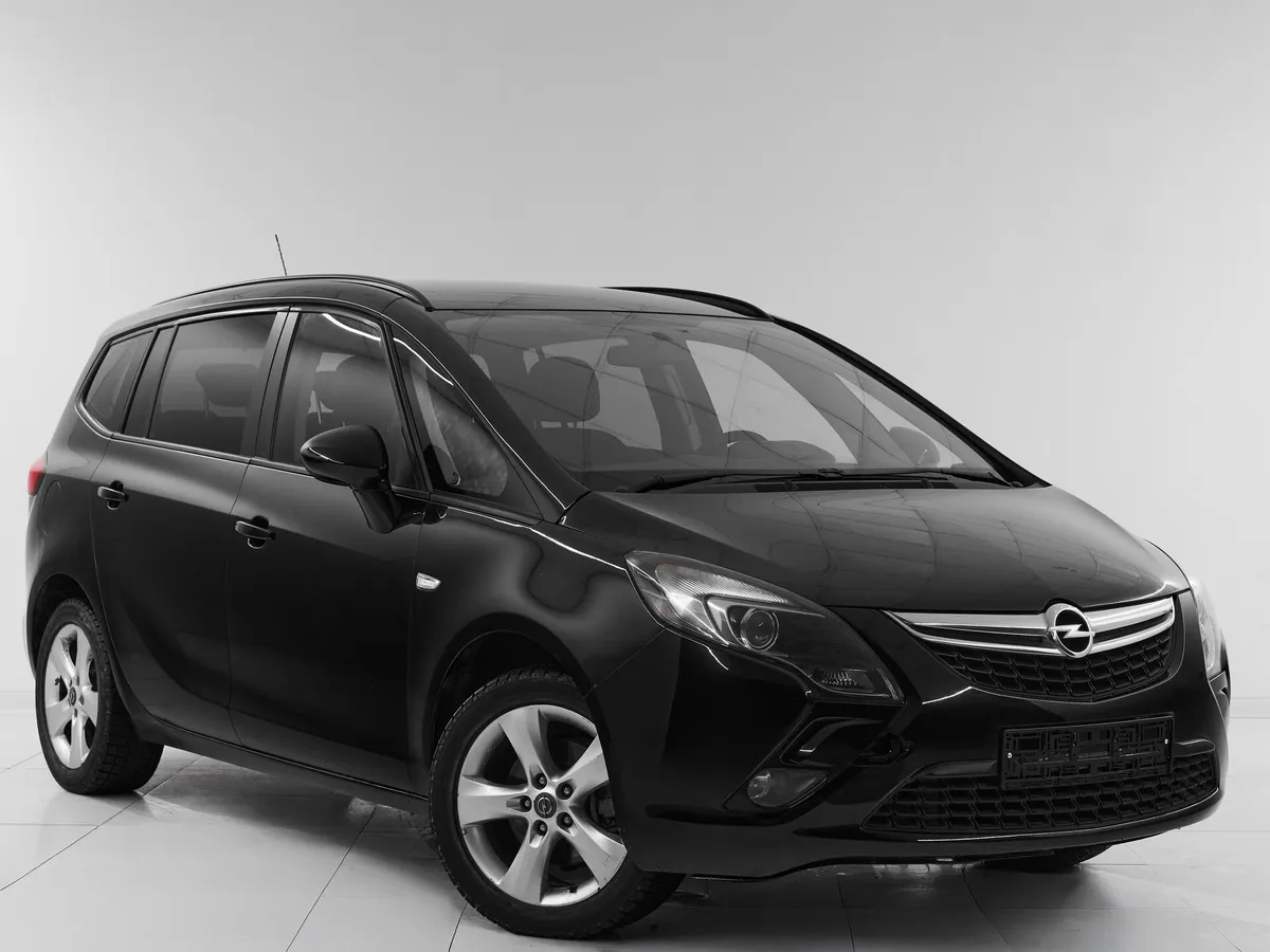 Opel Zafira C — фото 3
