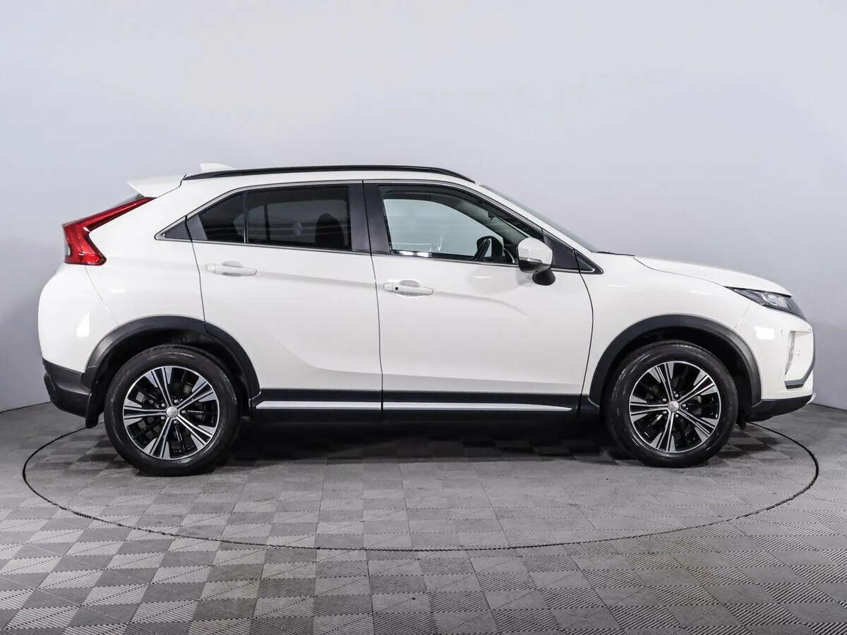Mitsubishi Eclipse Cross I · Instyle — фото 4