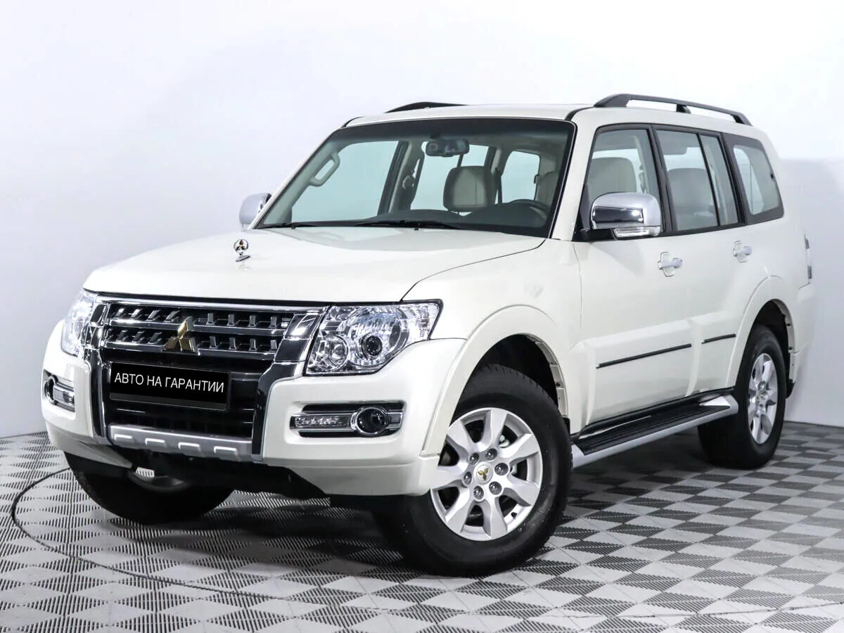 Mitsubishi Pajero IV Рестайлинг 2 · Instyle