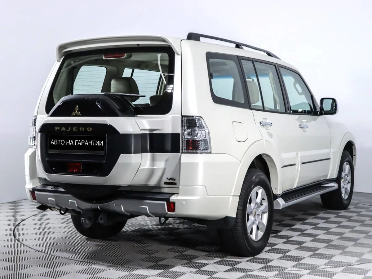 Mitsubishi Pajero IV Рестайлинг 2 · Instyle — фото 5