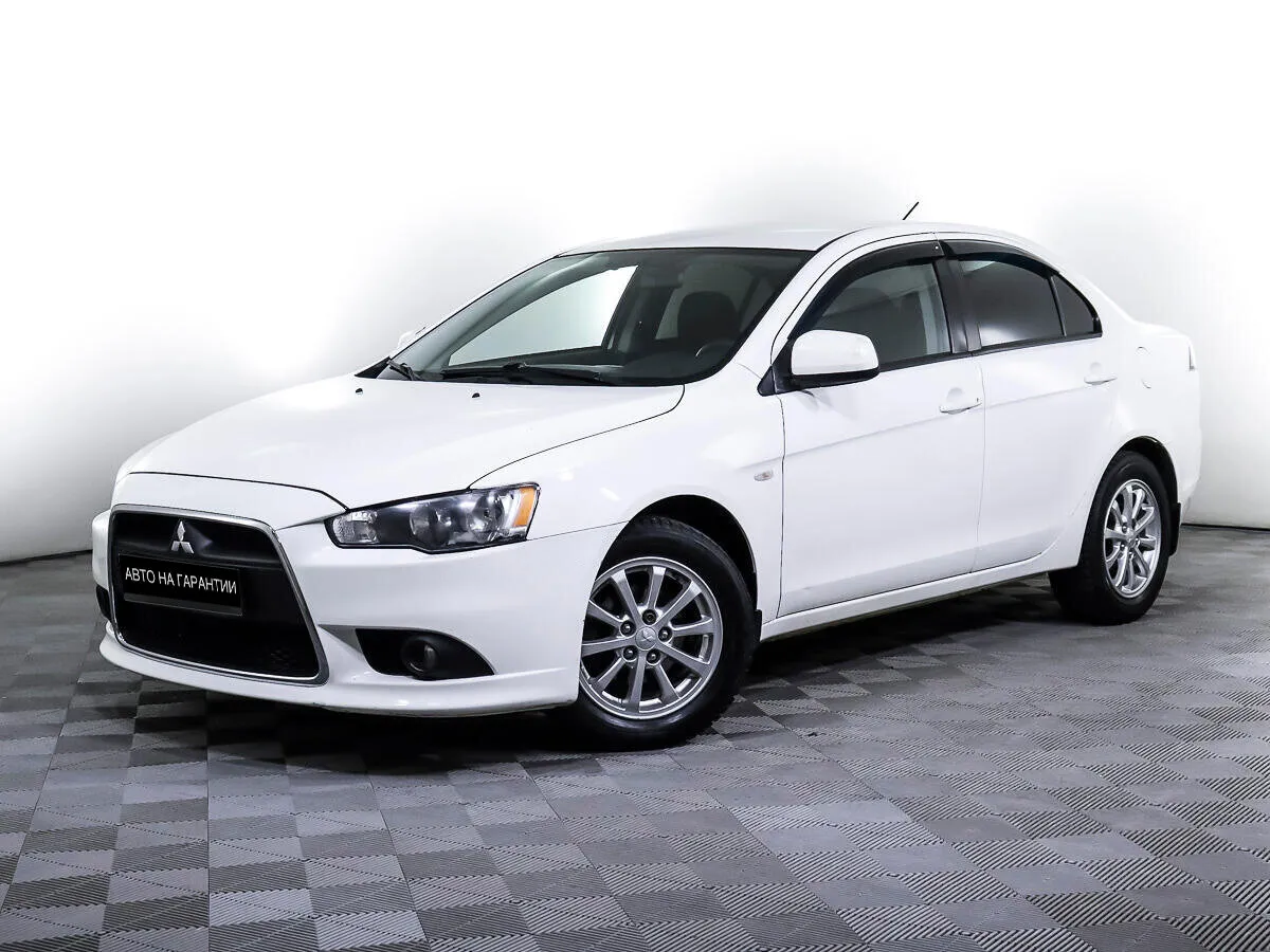 Mitsubishi Lancer X Рестайлинг · Invite