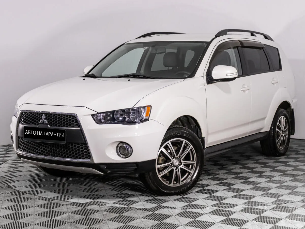 Mitsubishi Outlander II Рестайлинг · Ultimate