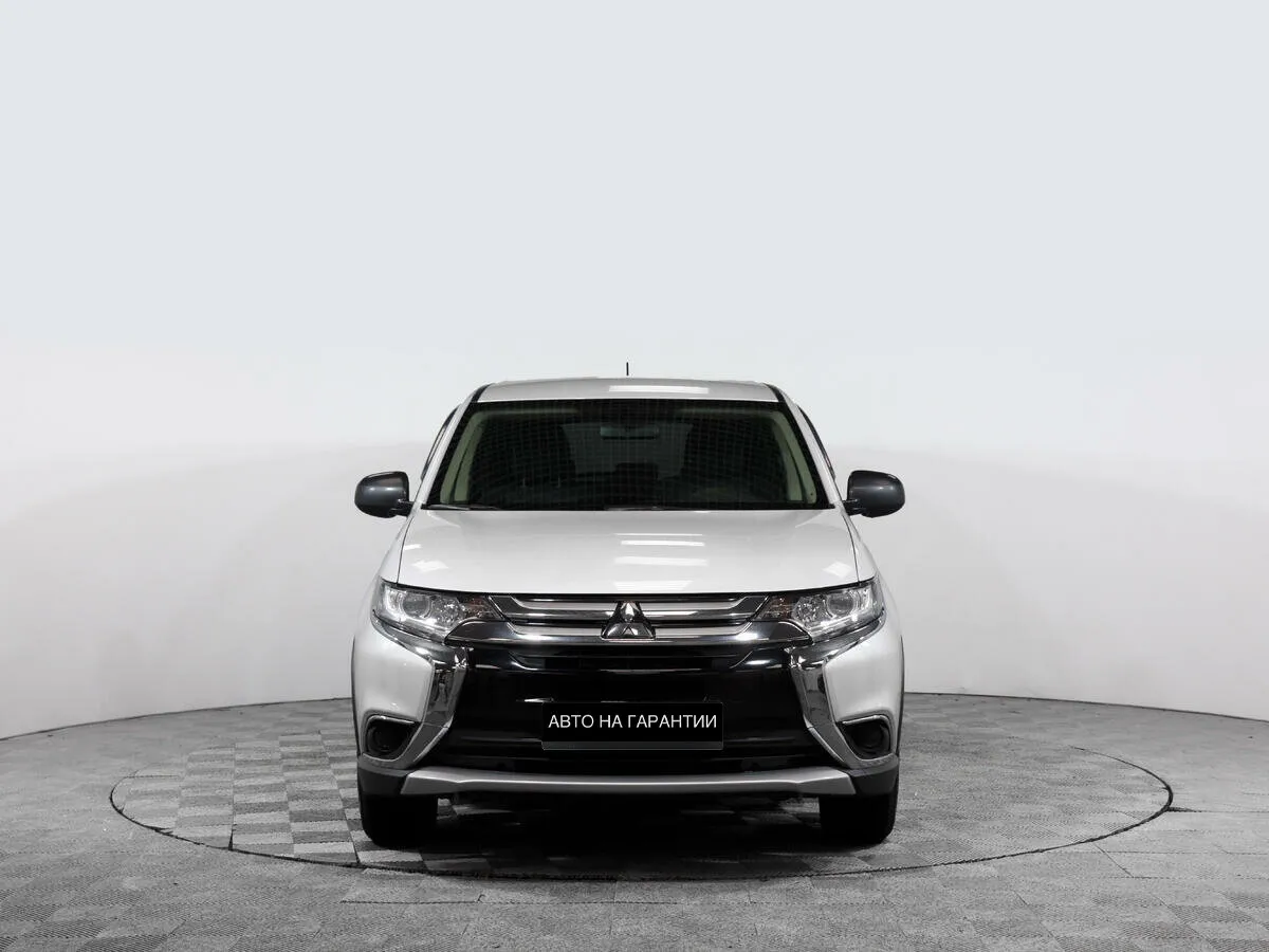 Mitsubishi Outlander III Рестайлинг 2 · Inform — фото 2