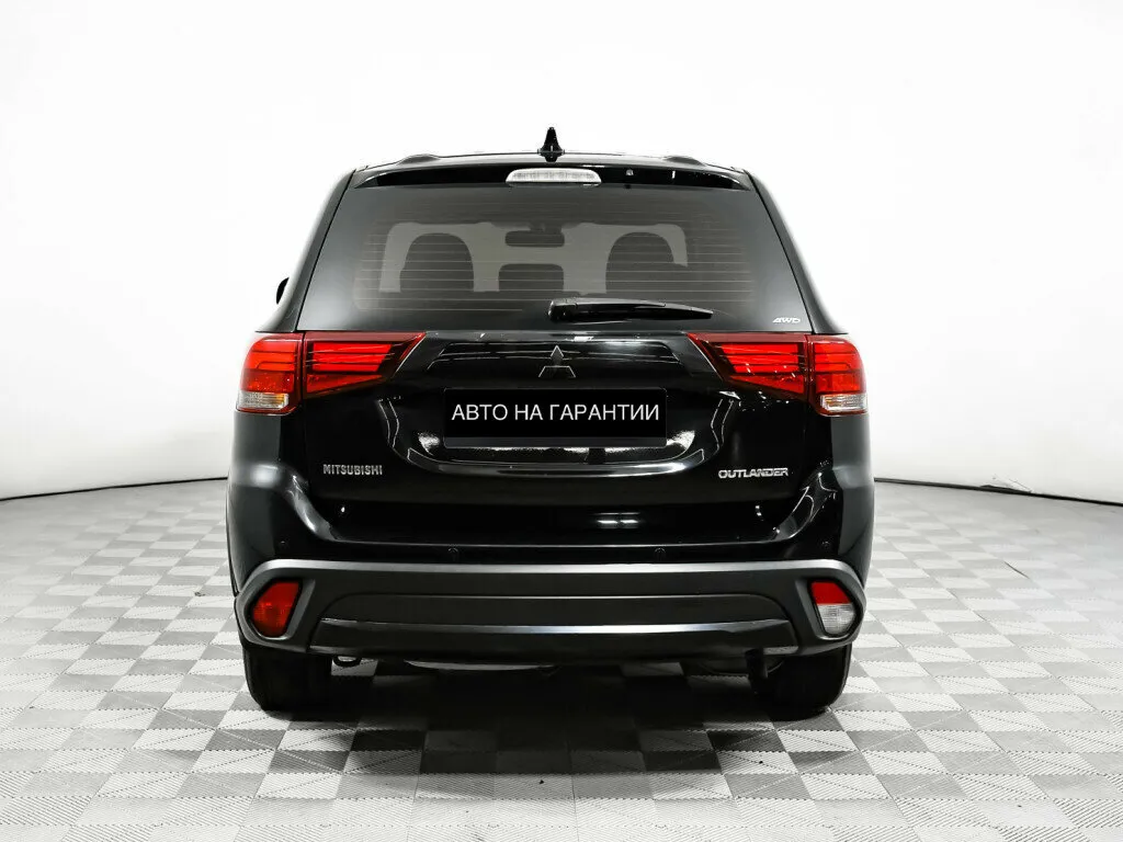 Mitsubishi Outlander III Рестайлинг 2 · Invite — фото 4