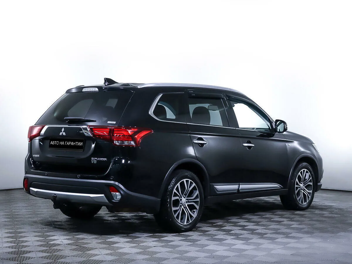 Mitsubishi Outlander III Рестайлинг 2 · GT — фото 5