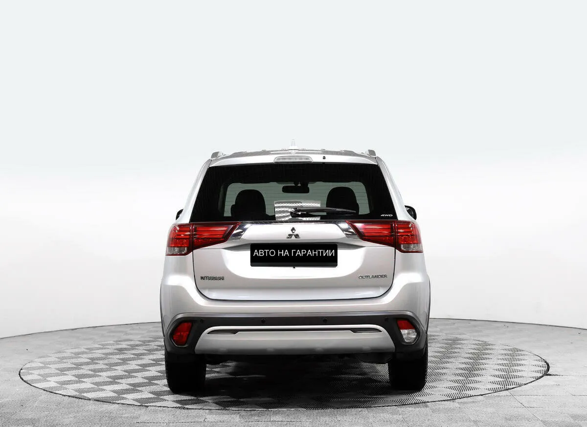 Mitsubishi Outlander III Рестайлинг 3 · Instyle — фото 4