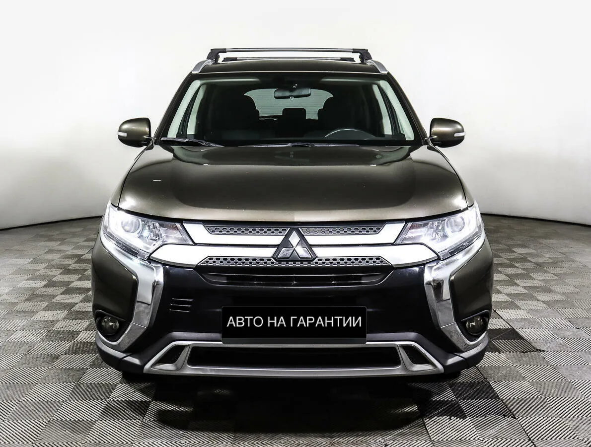 Mitsubishi Outlander III Рестайлинг 3 · Invite — фото 2