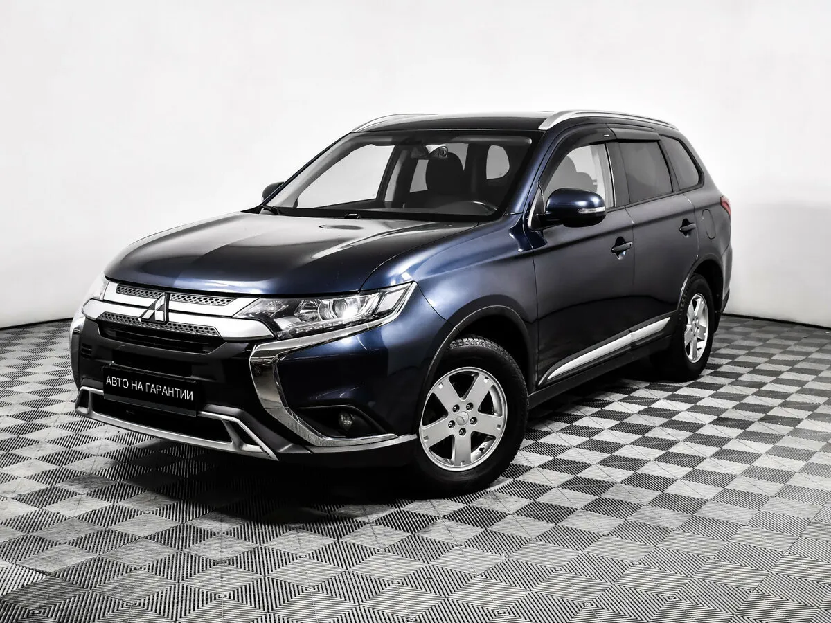 Mitsubishi Outlander III Рестайлинг 3 · Invite