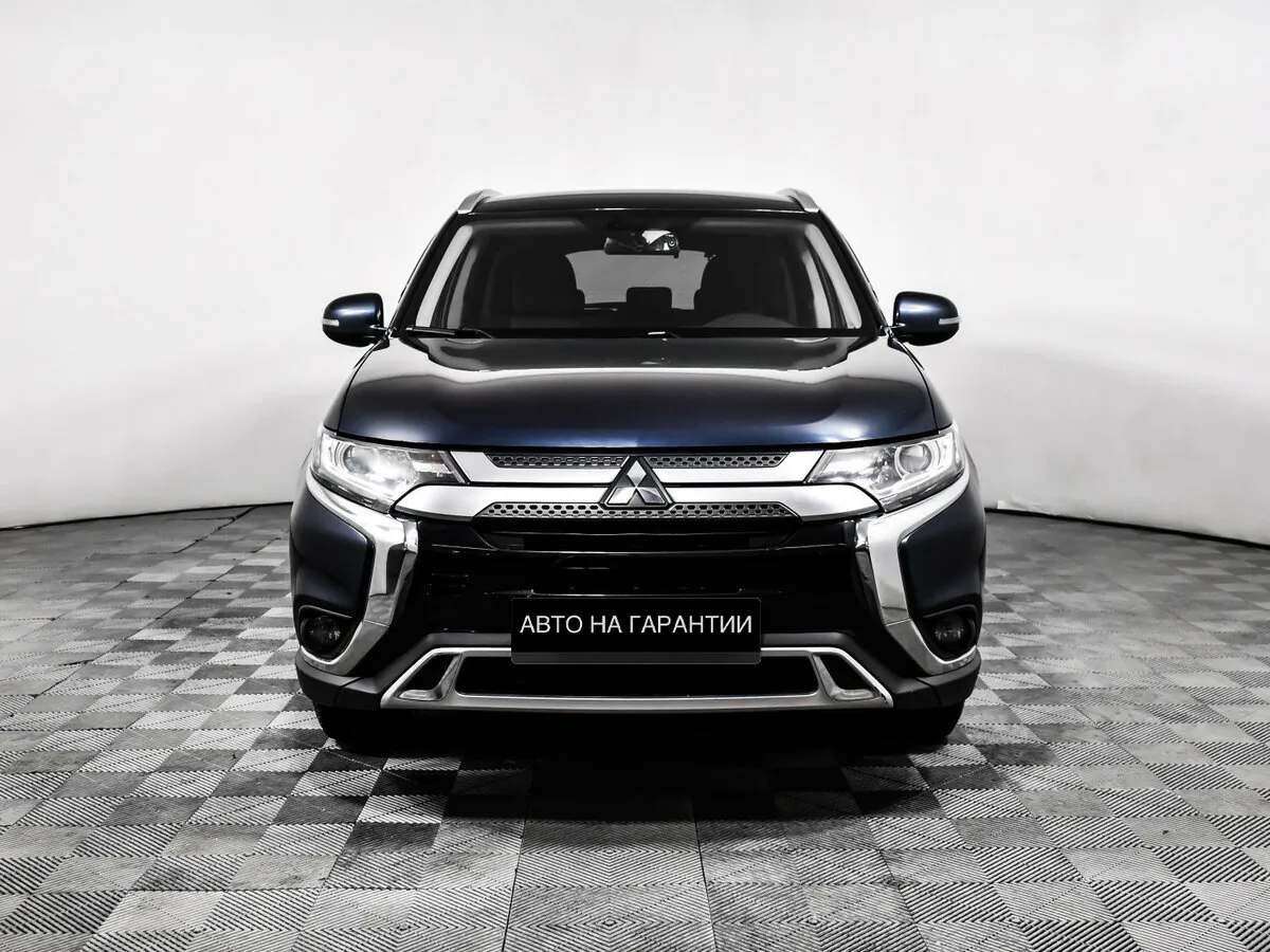 Mitsubishi Outlander III Рестайлинг 3 · Invite — фото 2
