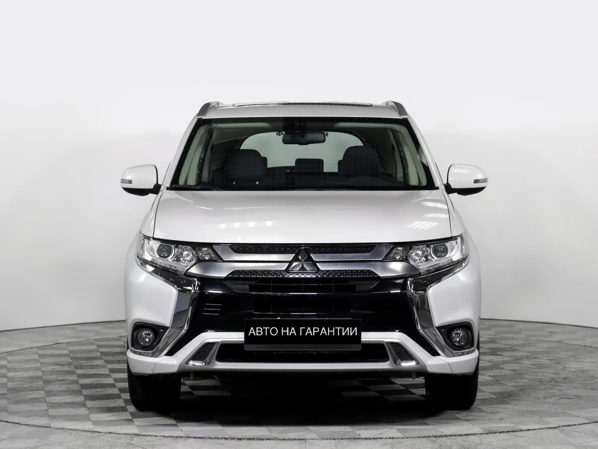 Mitsubishi Outlander III Рестайлинг 3 · Enjoy — фото 2