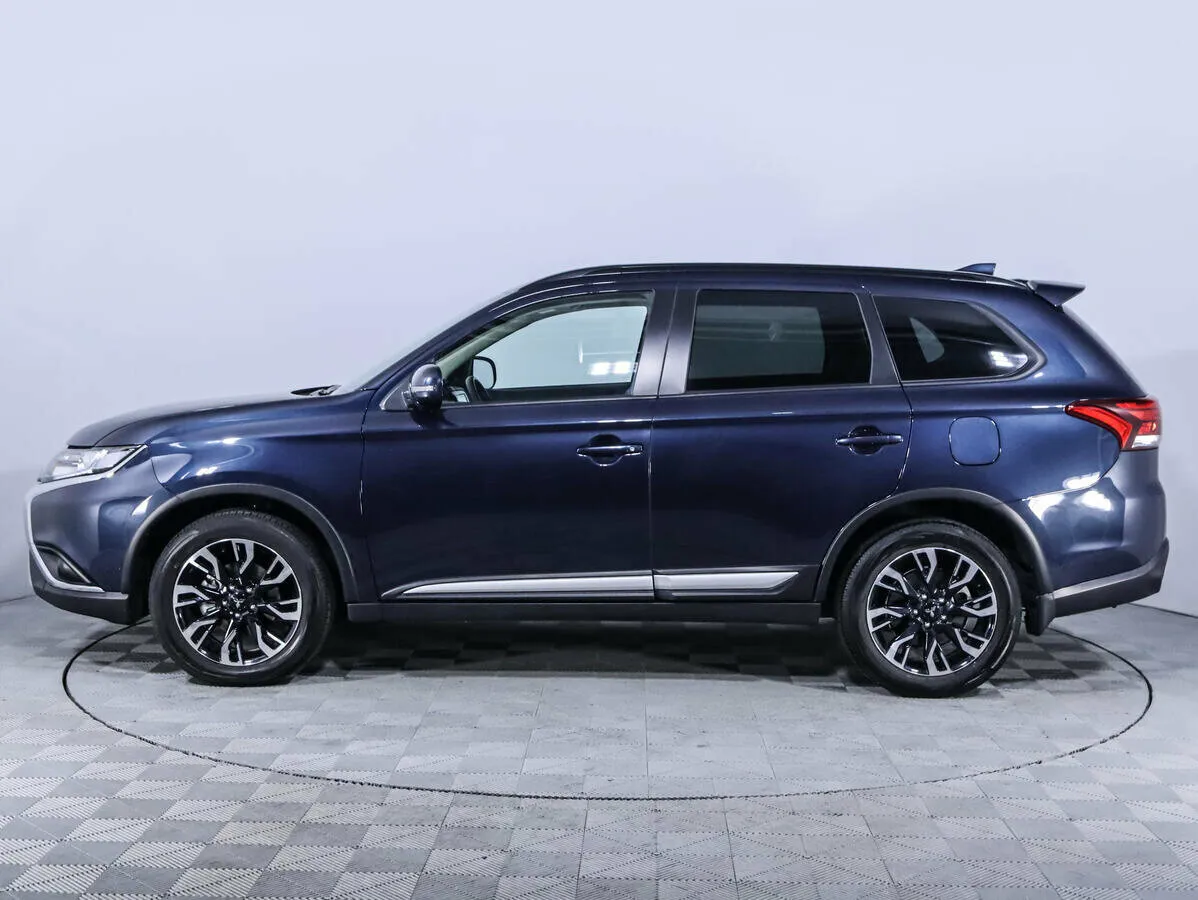 Mitsubishi Outlander III Рестайлинг 3 · Instyle — фото 3
