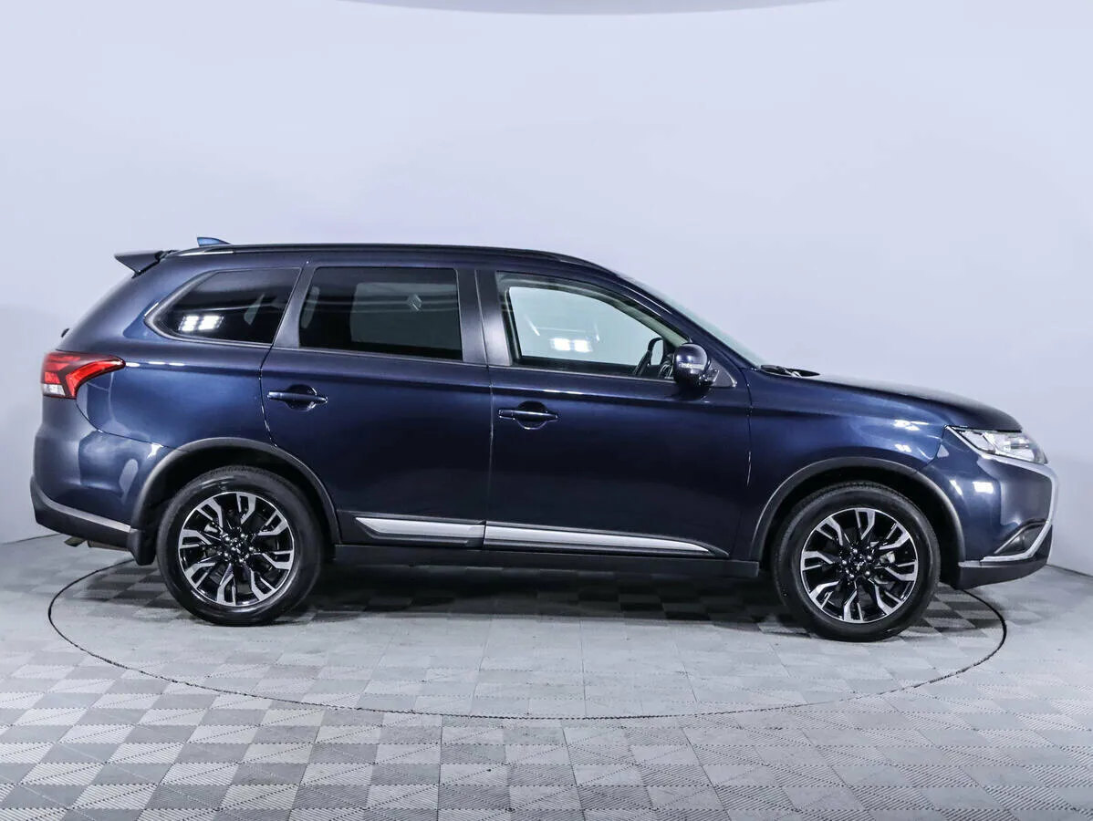 Mitsubishi Outlander III Рестайлинг 3 · Instyle — фото 4
