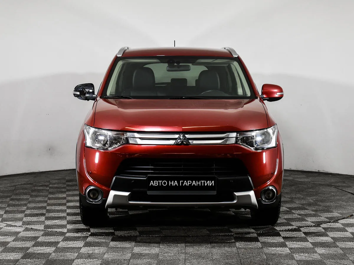Mitsubishi Outlander III Рестайлинг · Intense — фото 2