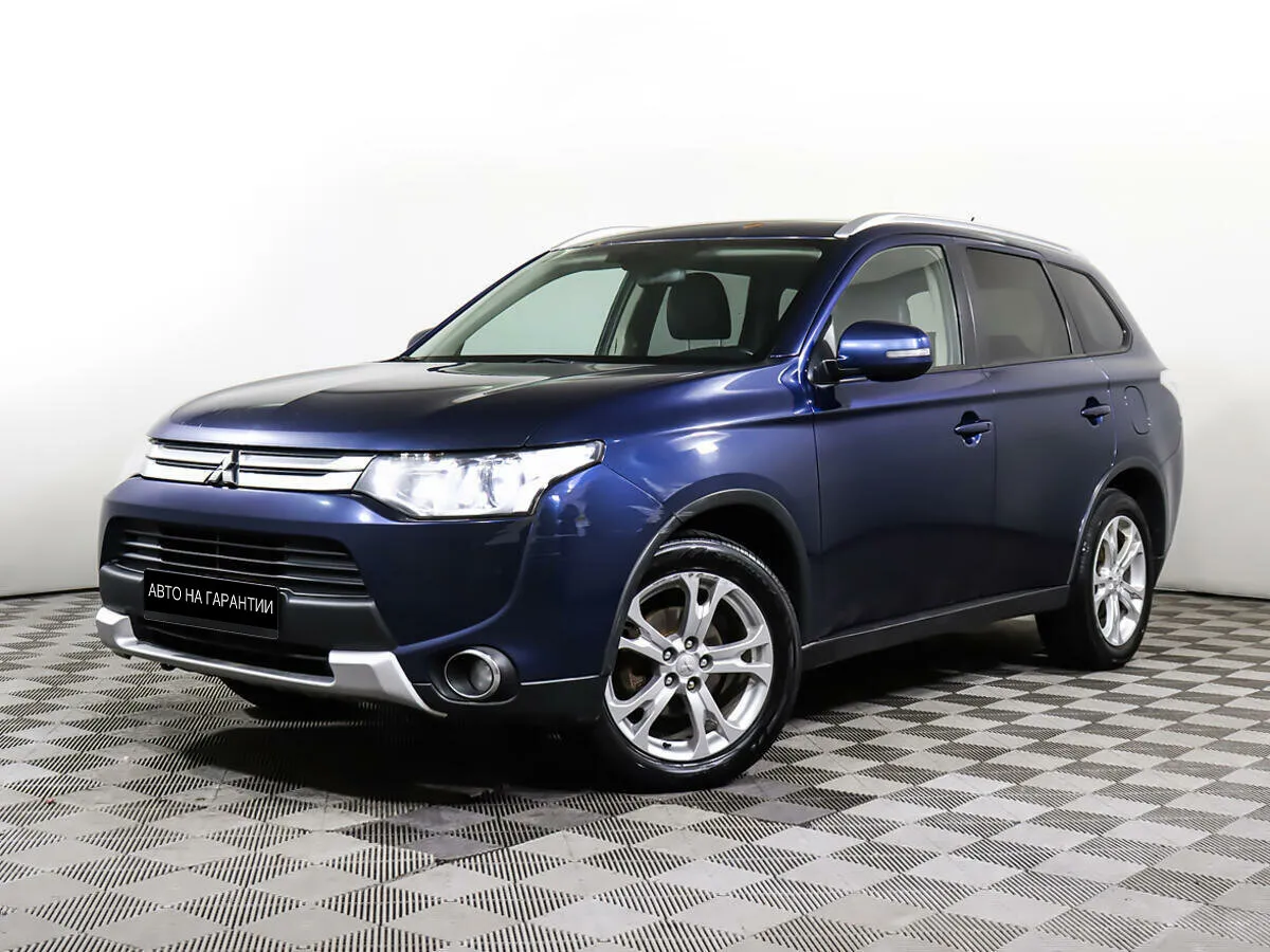 Mitsubishi Outlander III Рестайлинг · Invite