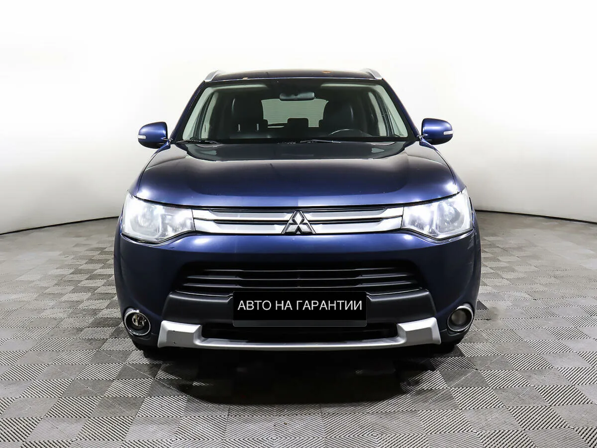 Mitsubishi Outlander III Рестайлинг · Invite — фото 2