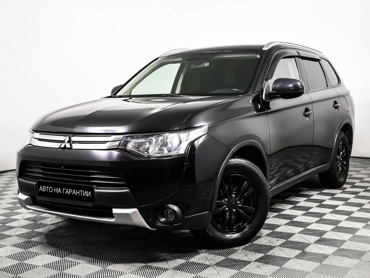 Mitsubishi Outlander III Рестайлинг · Intense