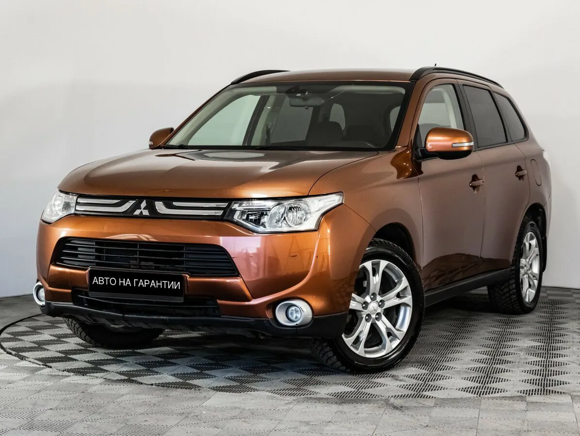 Mitsubishi Outlander III · Intense