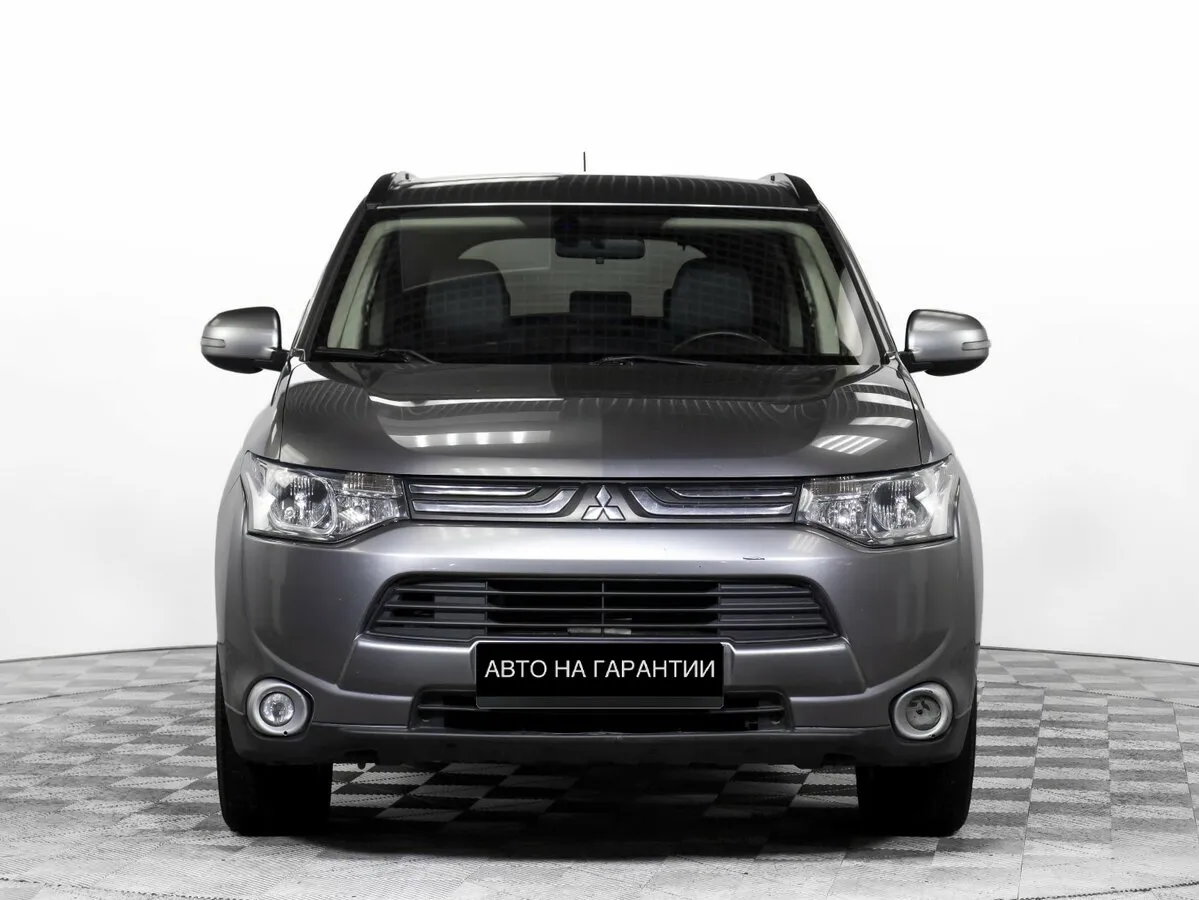 Mitsubishi Outlander III · Intense — фото 2