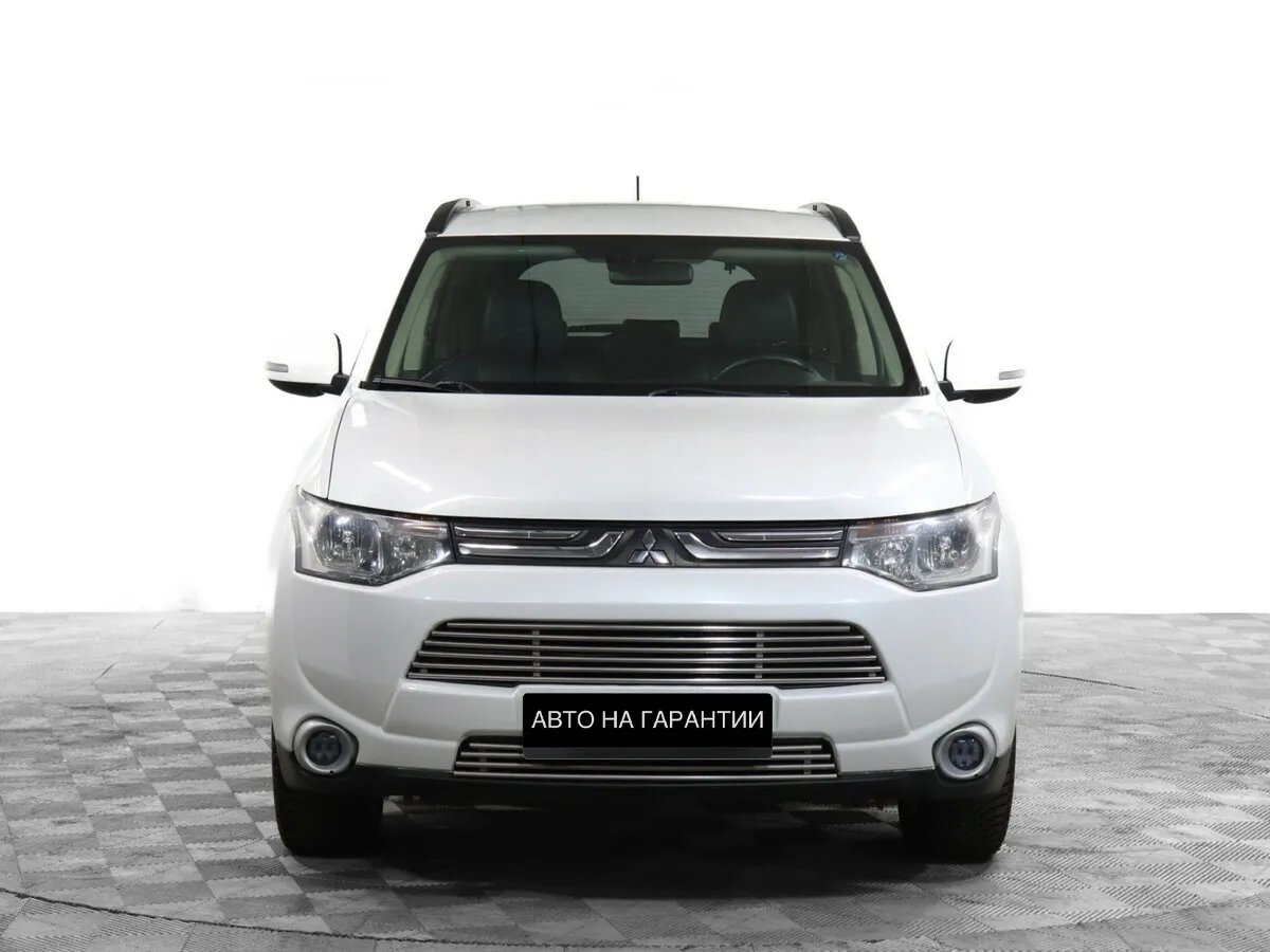 Mitsubishi Outlander III · Intense — фото 2