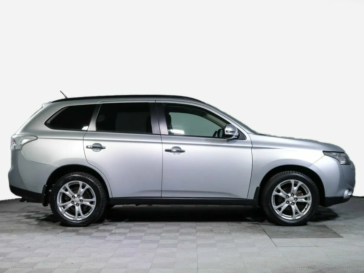 Mitsubishi Outlander III · Instyle — фото 4