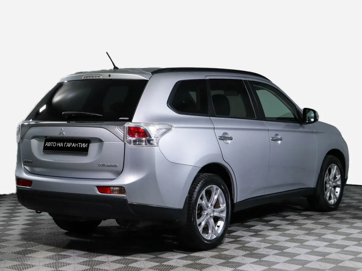 Mitsubishi Outlander III · Instyle — фото 5