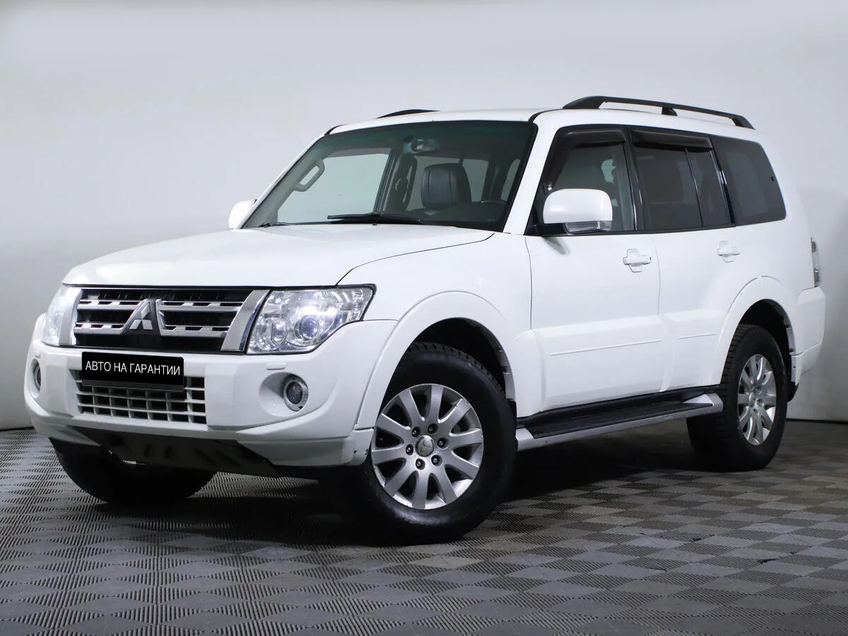 Mitsubishi Pajero IV Рестайлинг 1 · Instyle
