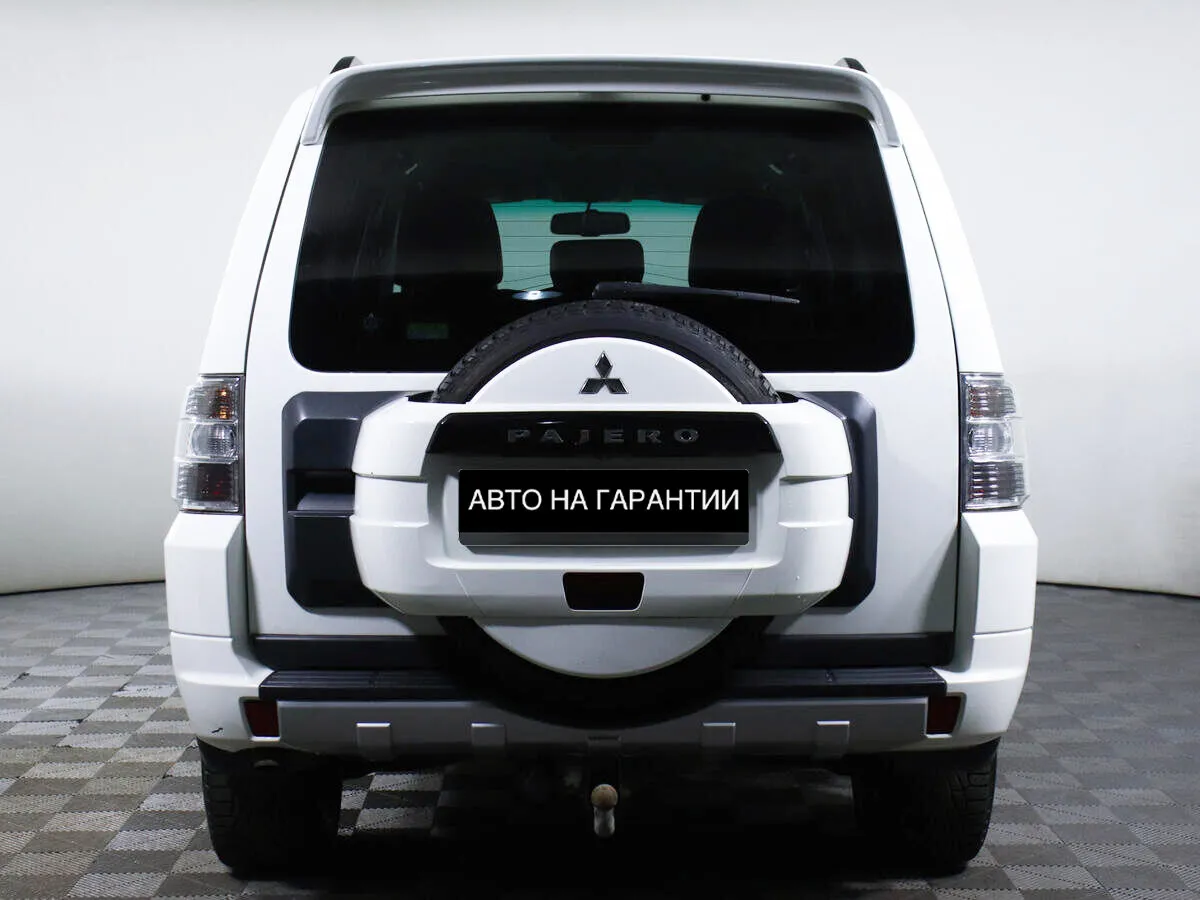 Mitsubishi Pajero IV Рестайлинг 1 · Instyle — фото 4