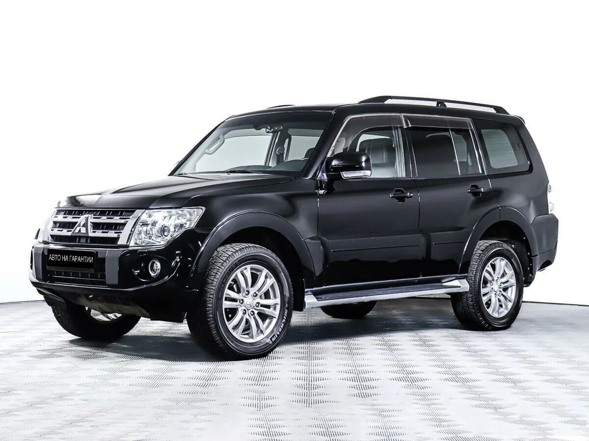 Mitsubishi Pajero IV Рестайлинг 1 · Intense