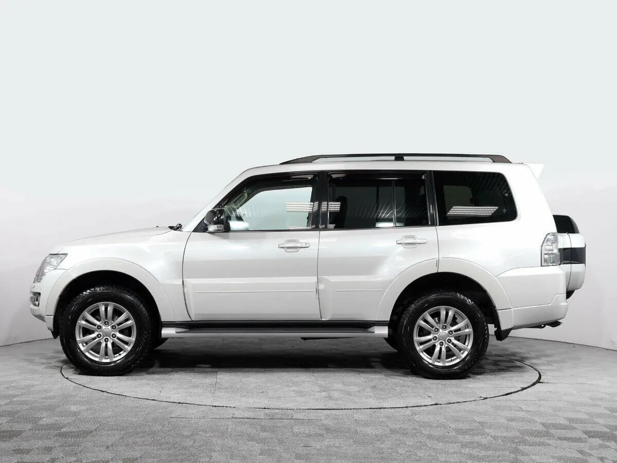 Mitsubishi Pajero IV Рестайлинг 2 · GLS — фото 3