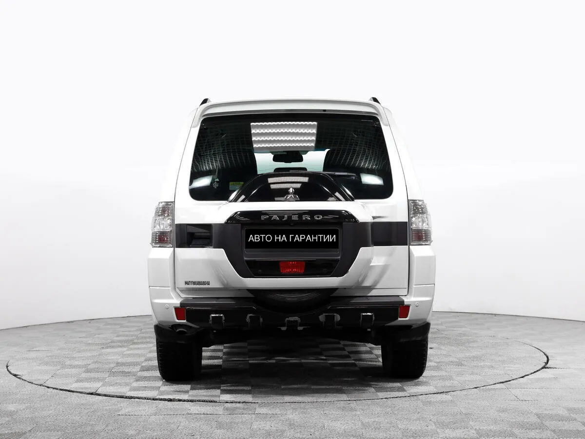 Mitsubishi Pajero IV Рестайлинг 2 · GLS — фото 5