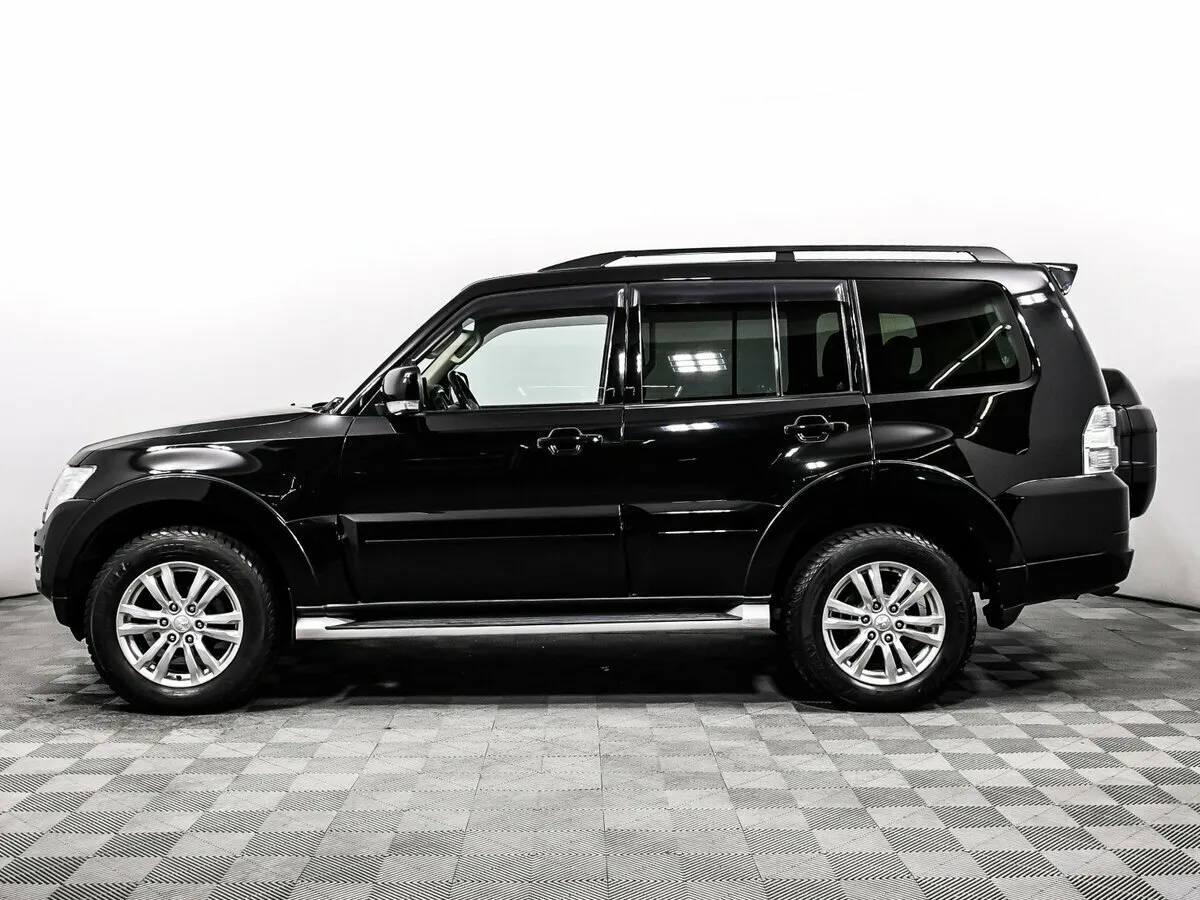 Mitsubishi Pajero IV Рестайлинг 2 · GLS — фото 3