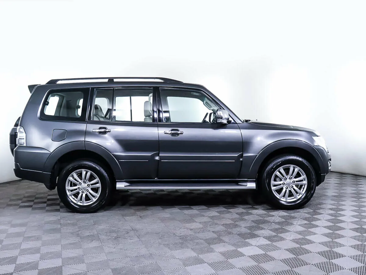 Mitsubishi Pajero IV Рестайлинг 2 · GLS — фото 4