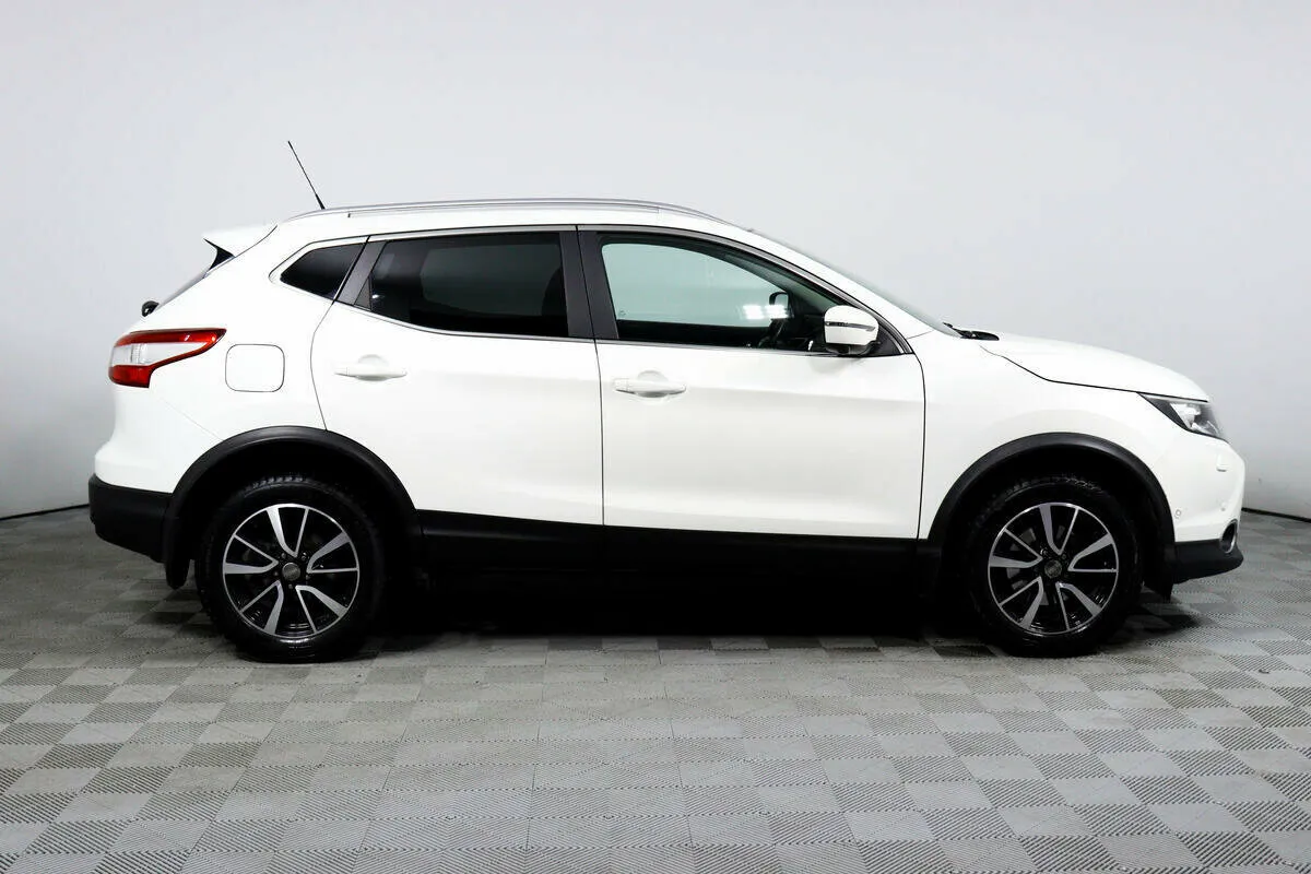 Nissan Qashqai II · LE+ — фото 4