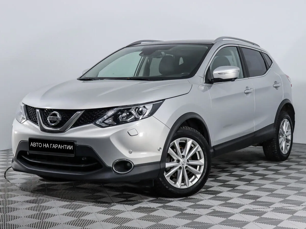 Nissan Qashqai II · LE+
