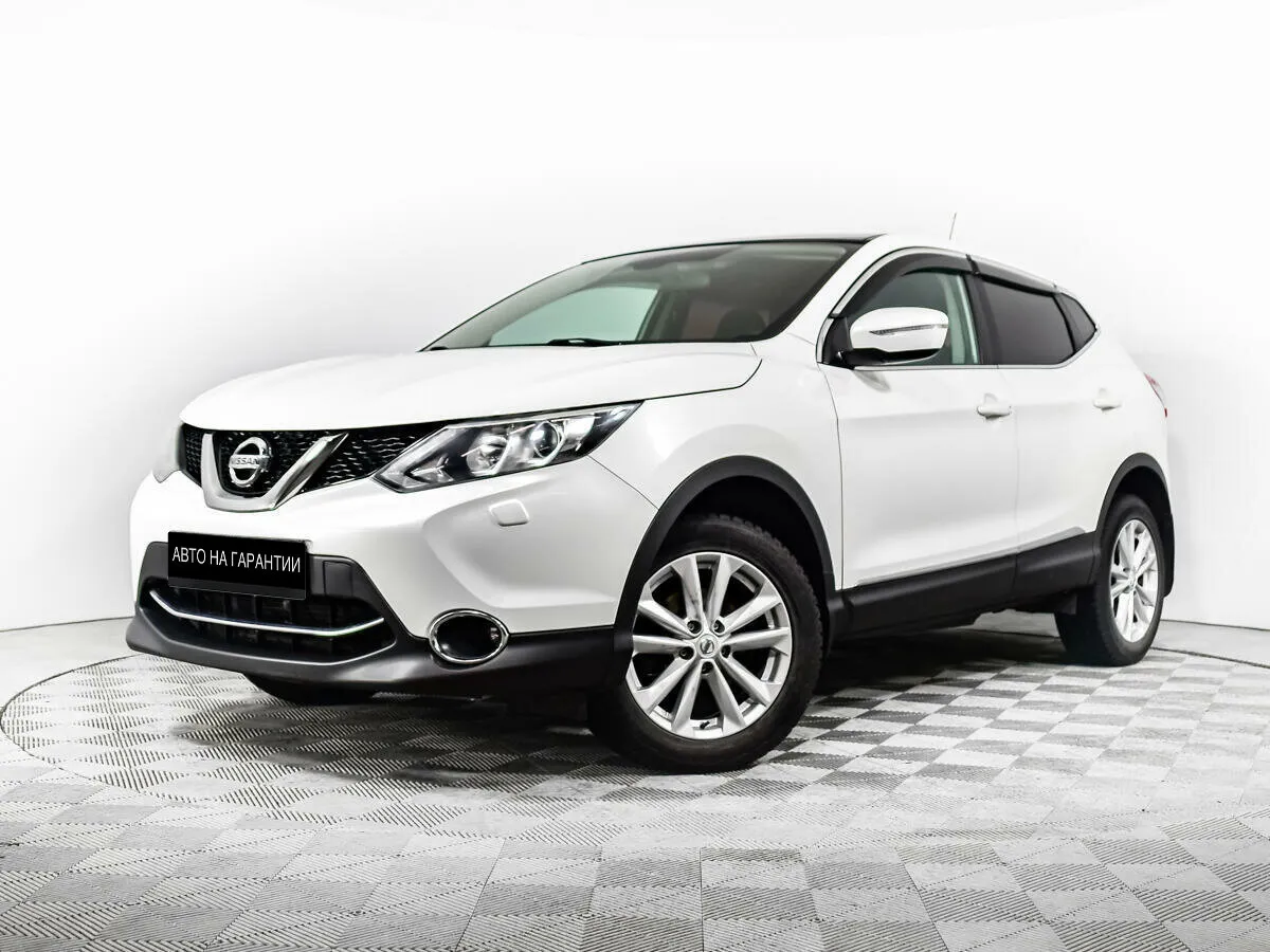 Nissan Qashqai II · SE