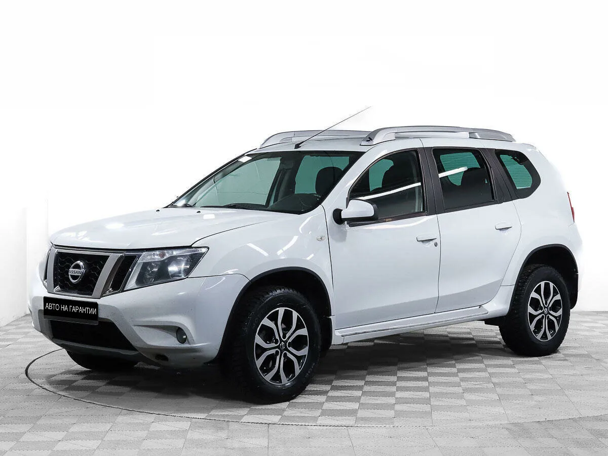 Nissan Terrano III (D10)
