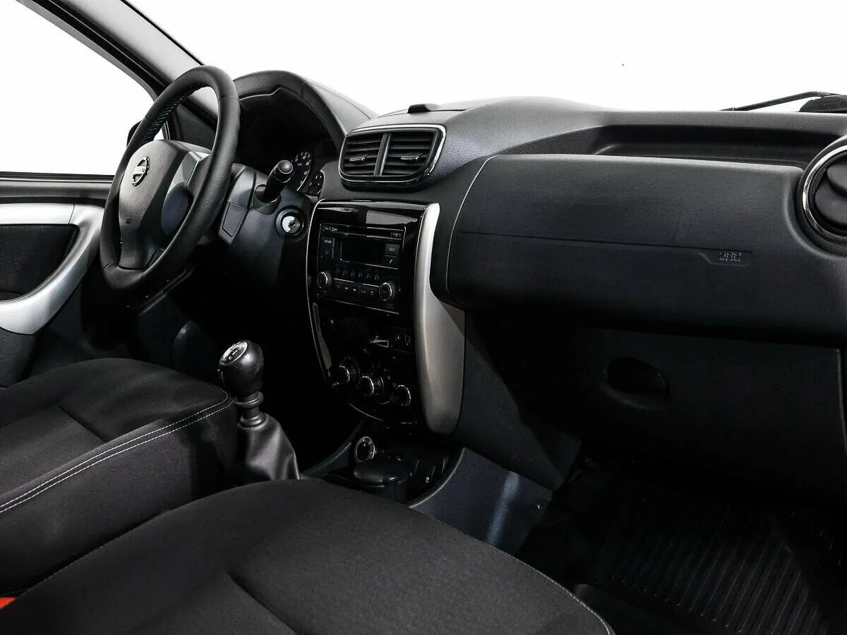 Nissan Terrano III (D10) — фото 5
