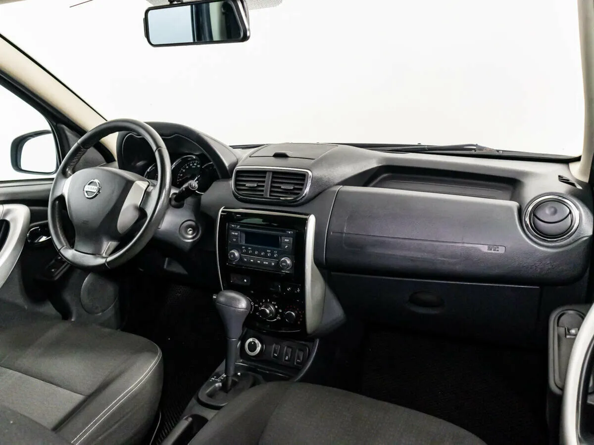Nissan Terrano III (D10) · Elegance — фото 5