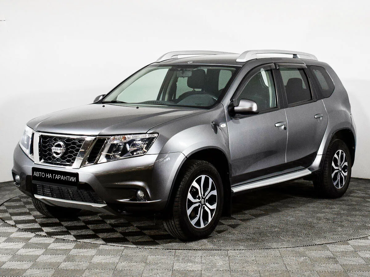 Nissan Terrano III (D10) · Elegance