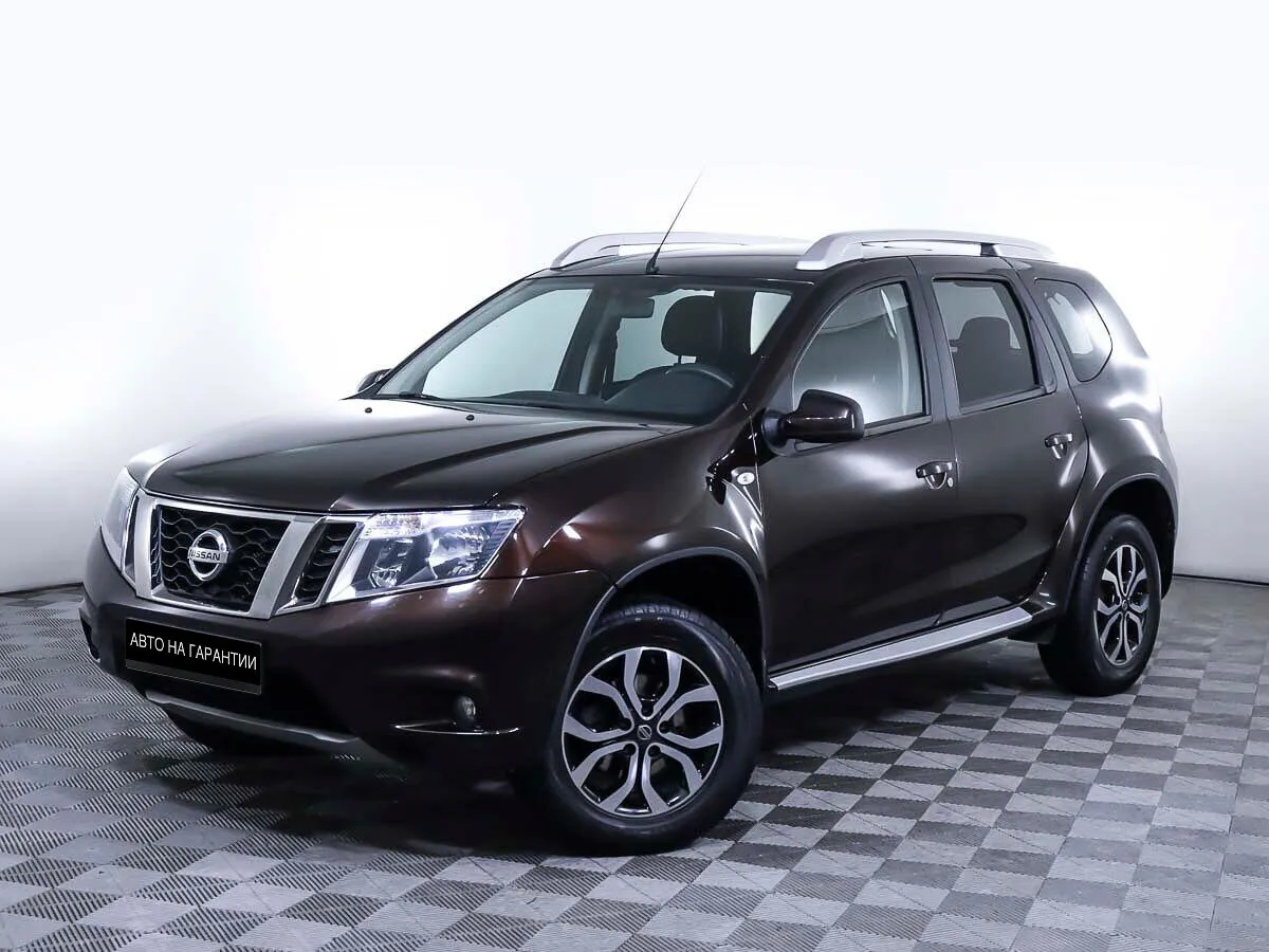 Nissan Terrano III (D10) · Elegance