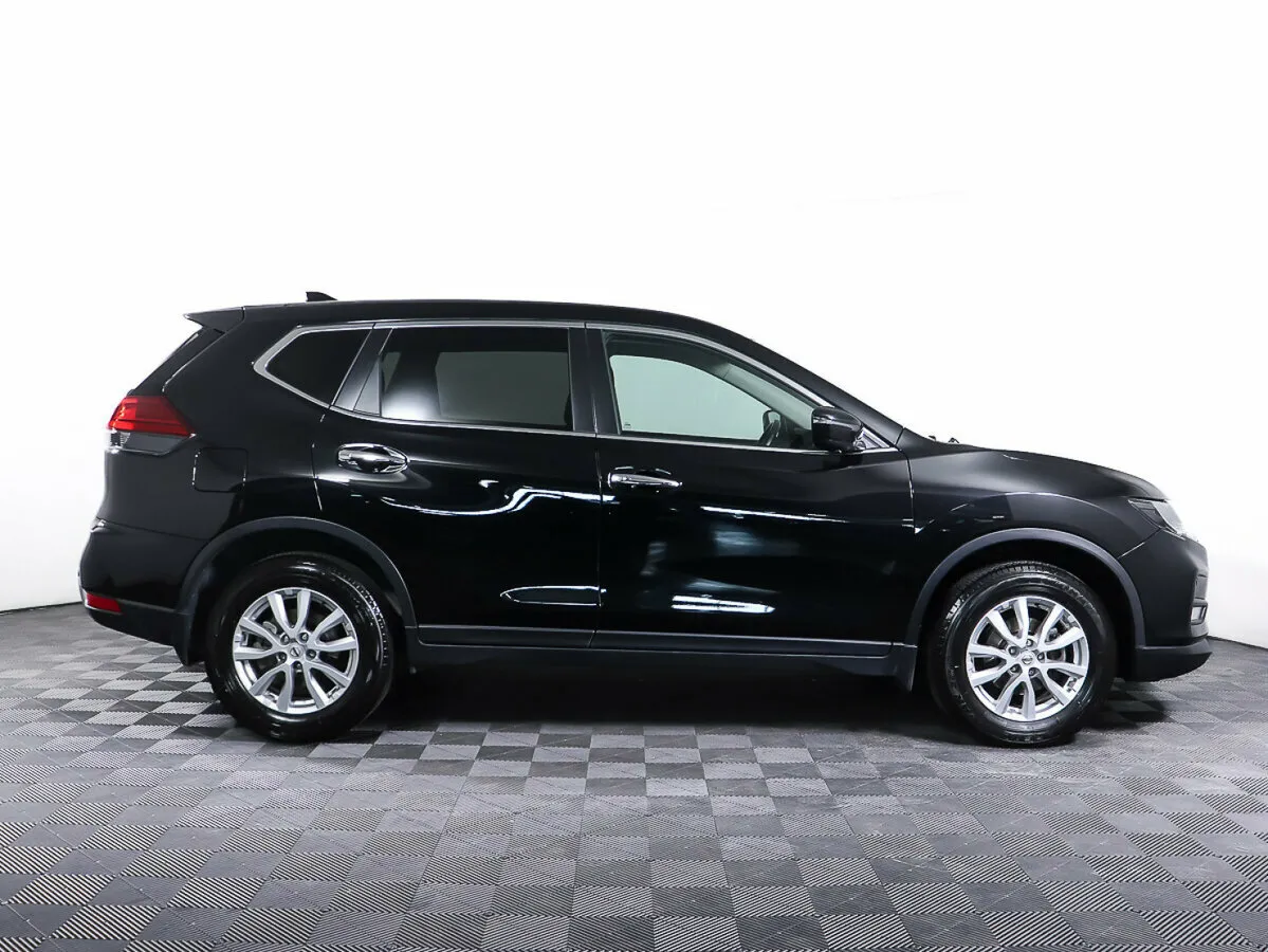 Nissan X-Trail III Рестайлинг · SE — фото 4