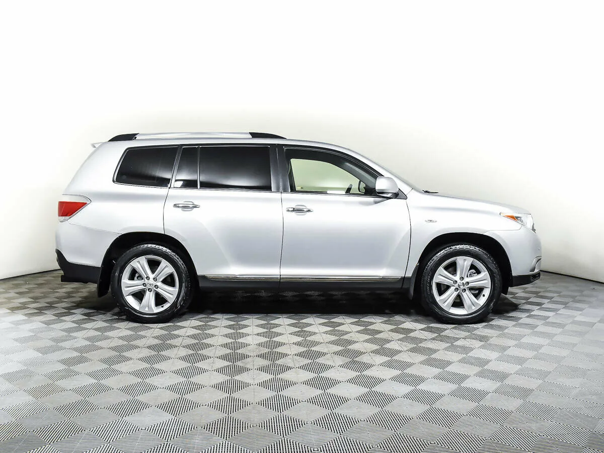 Toyota Highlander II (XU40) Рестайлинг · Люкс — фото 4