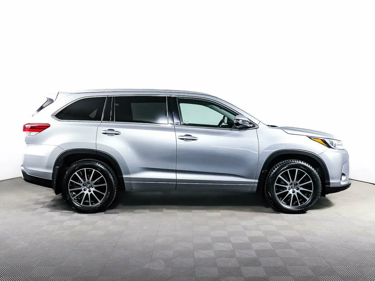 Toyota Highlander III (XU50) Рестайлинг · Люкс Safety — фото 4